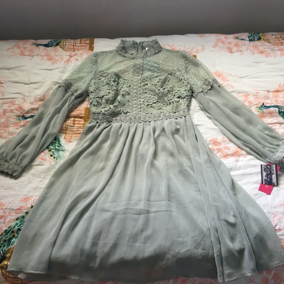 Lacy Mint High Neck Dress - Picture 1 of 6